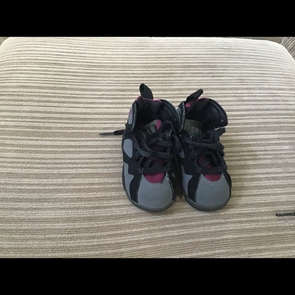 Shoes - Picture 2 of 2